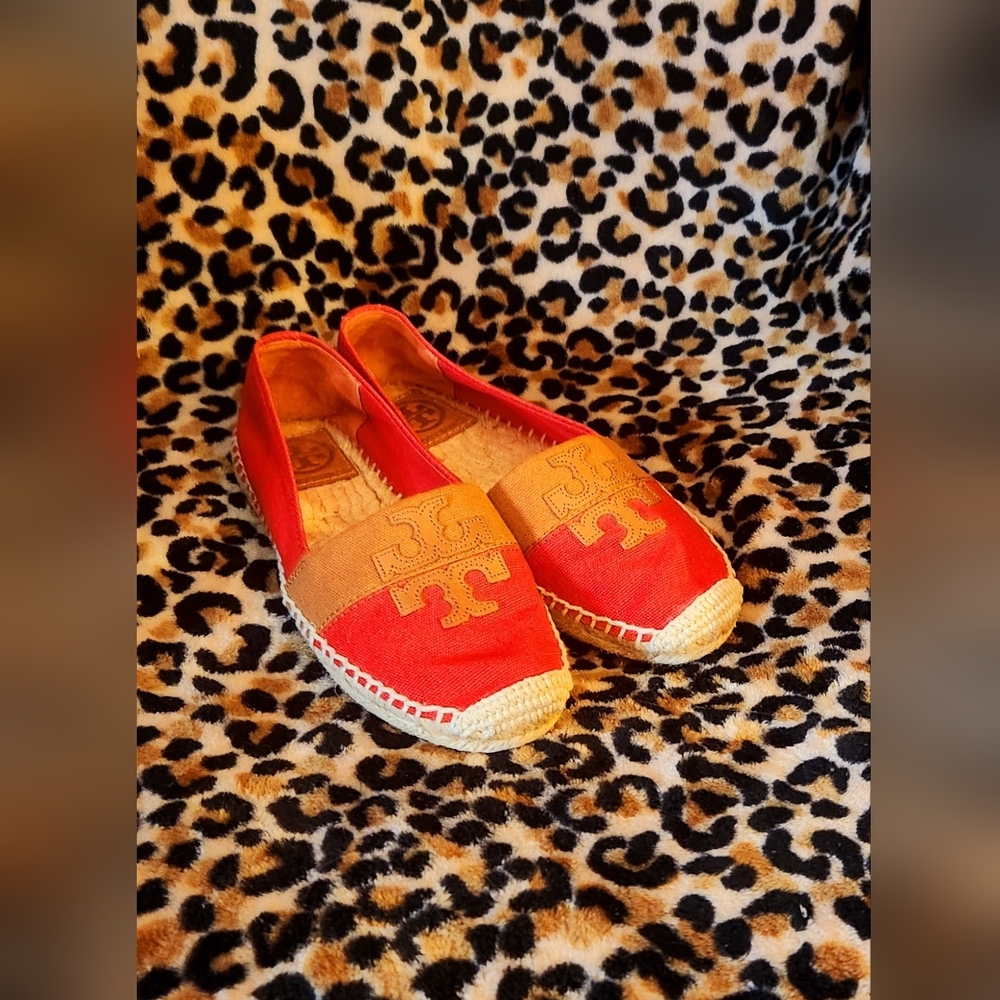 Tory Burch Jamie Espadrilles in Canyon Red/Tan Women's Size 6